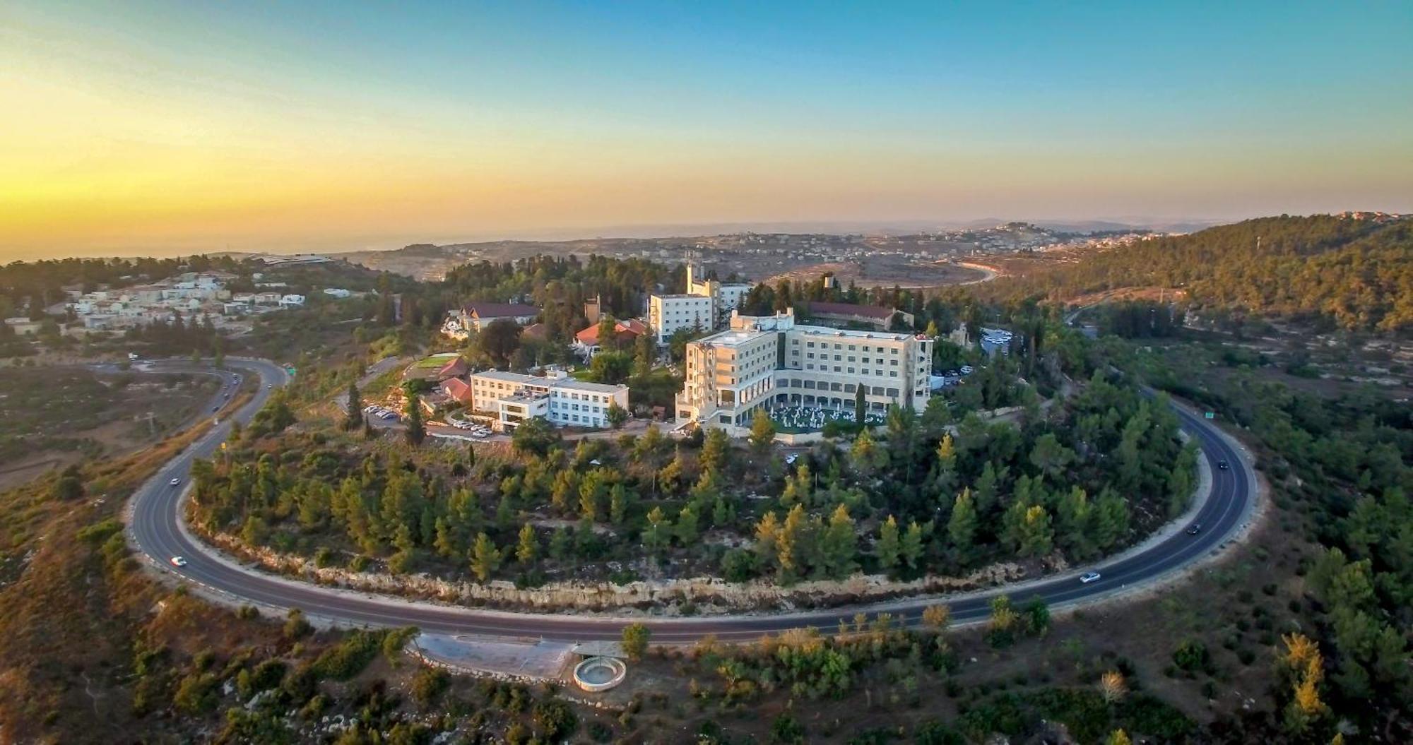 Ye'Arim Hotel Маале-ха-Хамиша Экстерьер фото
